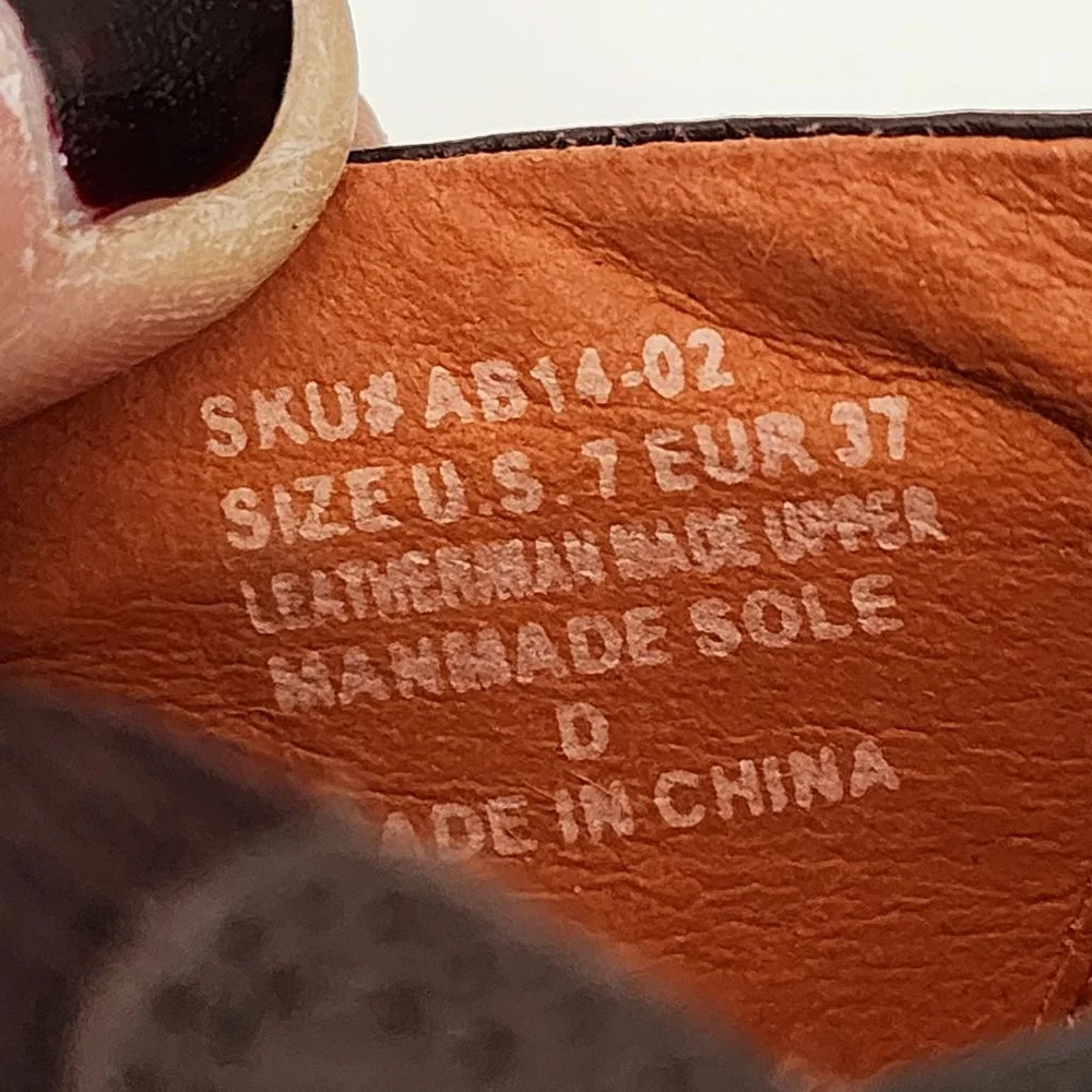 TSUBO Brown‎ Leather Wedge Mary Jane Shoes Size 7